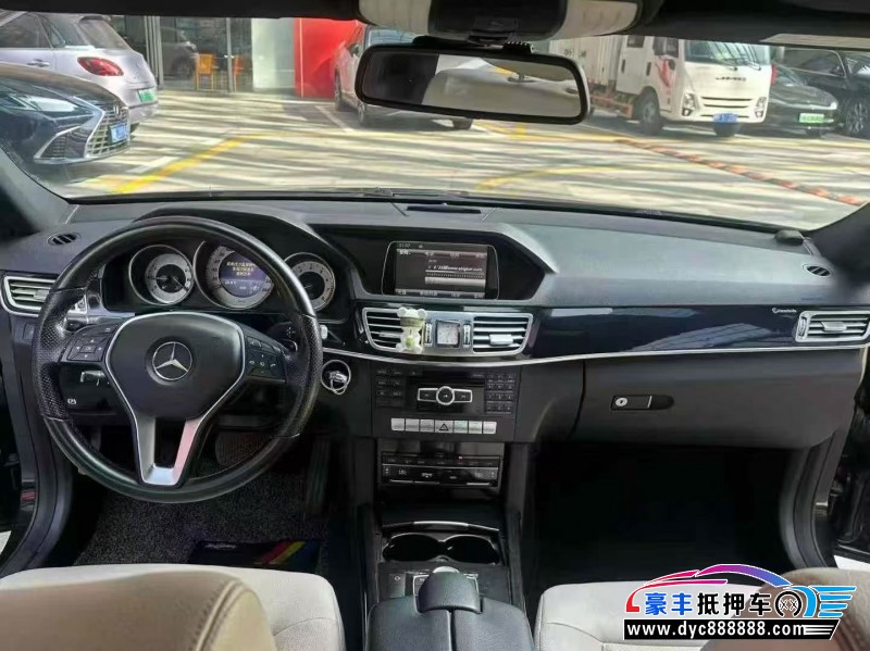 14年奔驰E轿车抵押车出售
