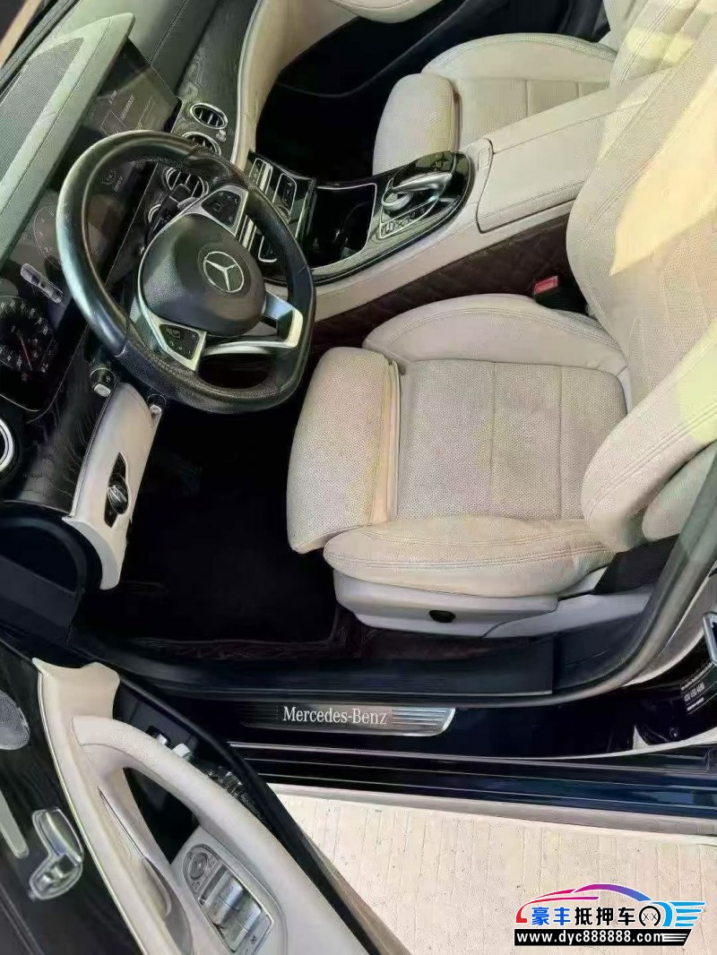 17年奔驰E轿车抵押车出售