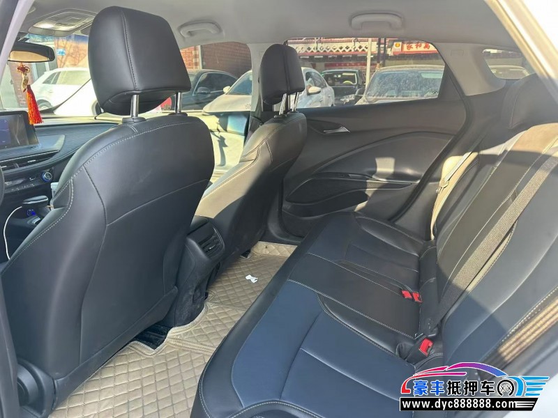 24年别克微蓝轿车抵押车出售