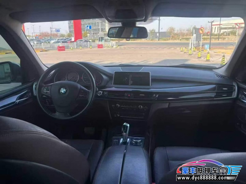 16年宝马X5轿车抵押车出售