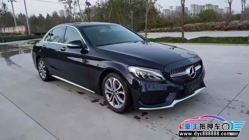 18年奔驰C轿车抵押车出售