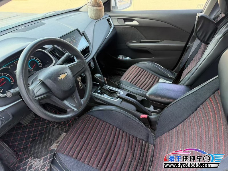 17年雪佛兰科沃兹轿车抵押车出售