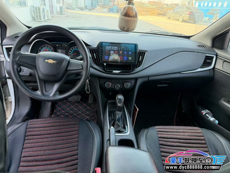 17年雪佛兰科沃兹轿车抵押车出售