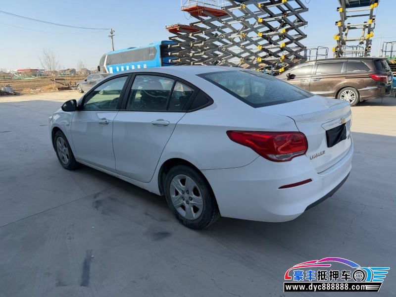 17年雪佛兰科沃兹轿车抵押车出售