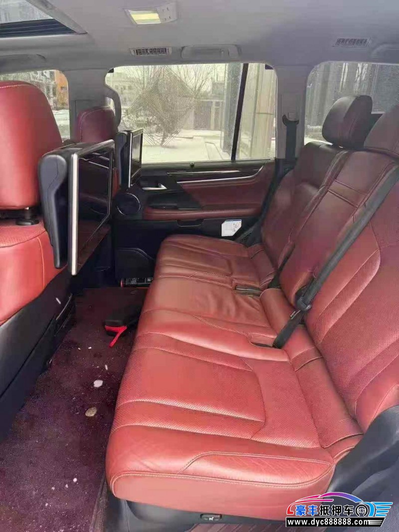 19年雷克萨斯5700轿车抵押车出售