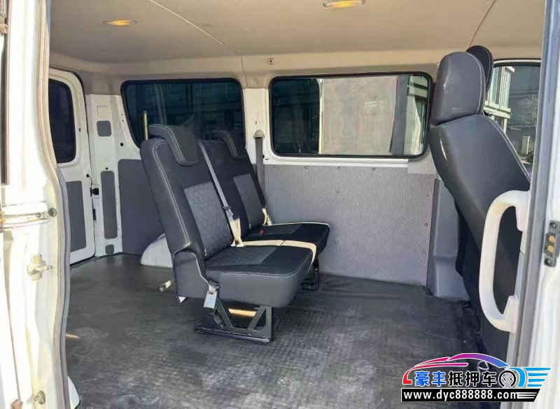 23年上汽大通V80轿车抵押车出售