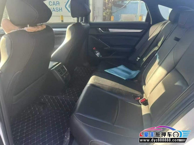 22年本田英诗派轿车抵押车出售