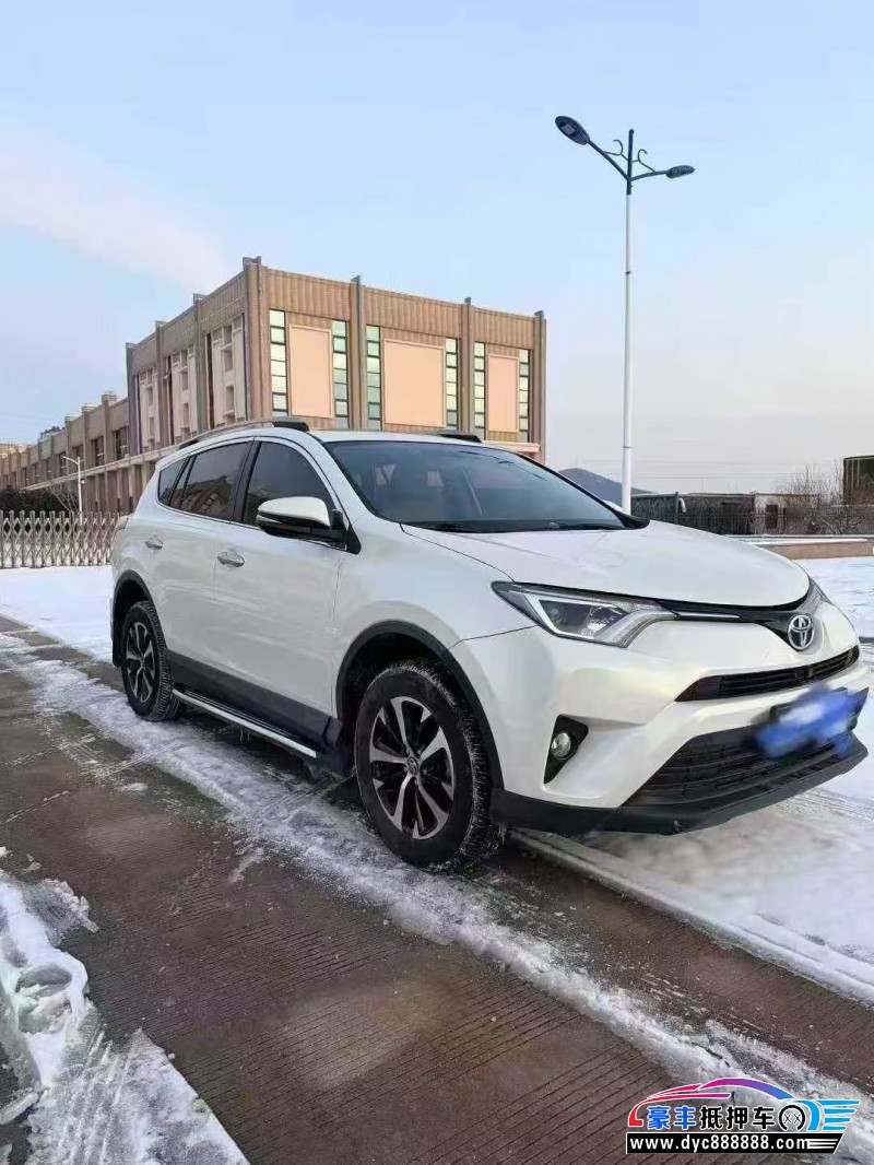 17年丰田RAV4轿车抵押车出售