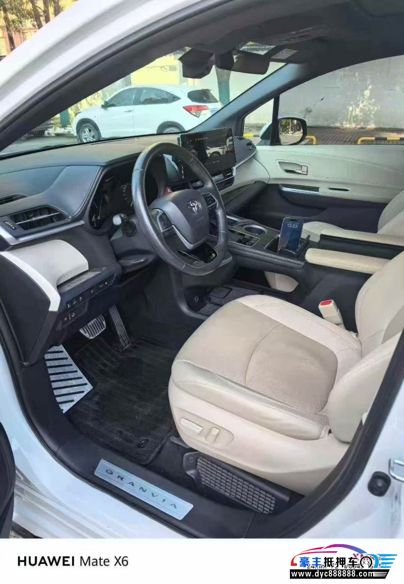 23年丰田格瑞维亚轿车抵押车出售