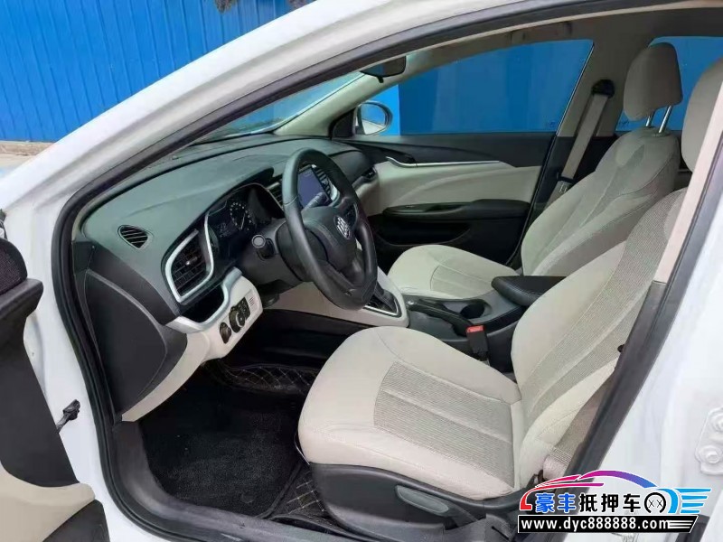 19年别克英朗轿车抵押车出售