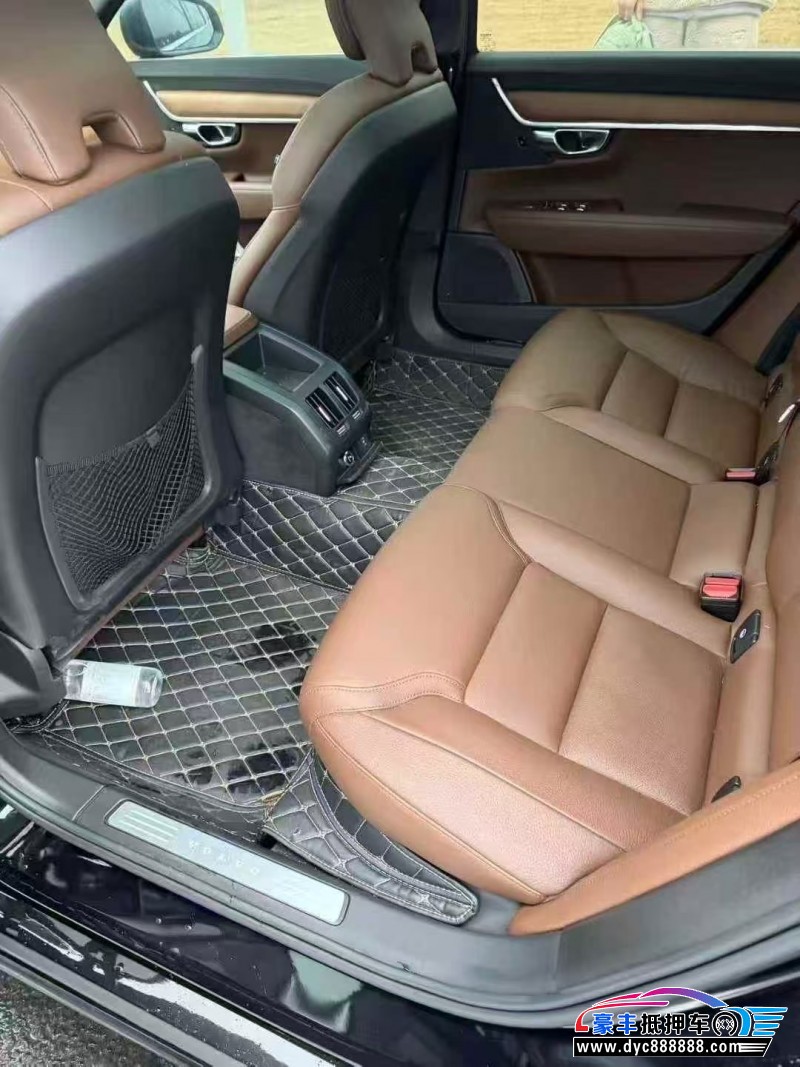 24年沃尔沃S90轿车抵押车出售