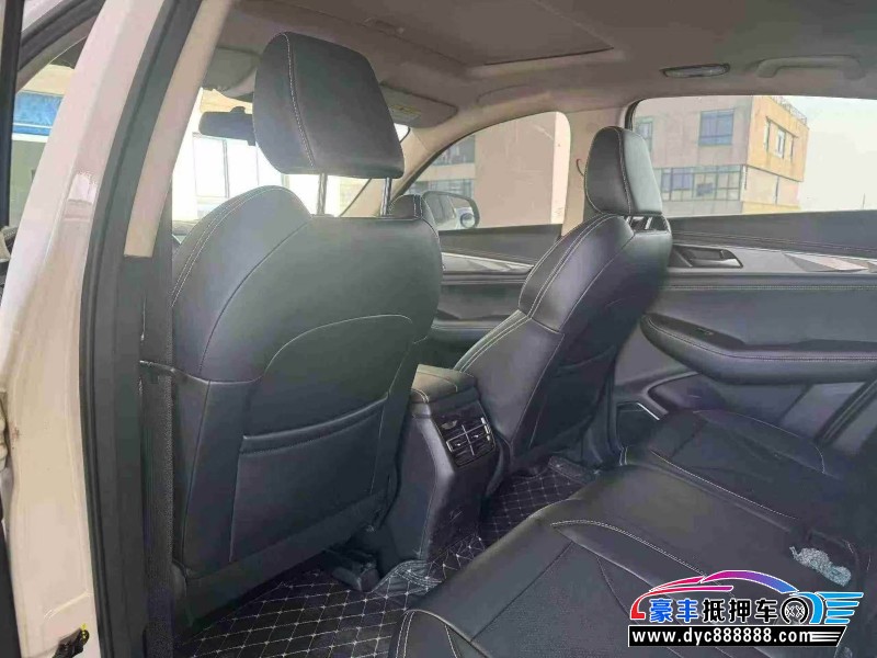 21年长安长安cs85轿车抵押车出售