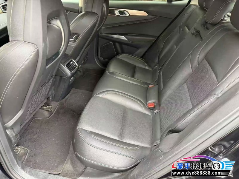 19年领克01轿车抵押车出售