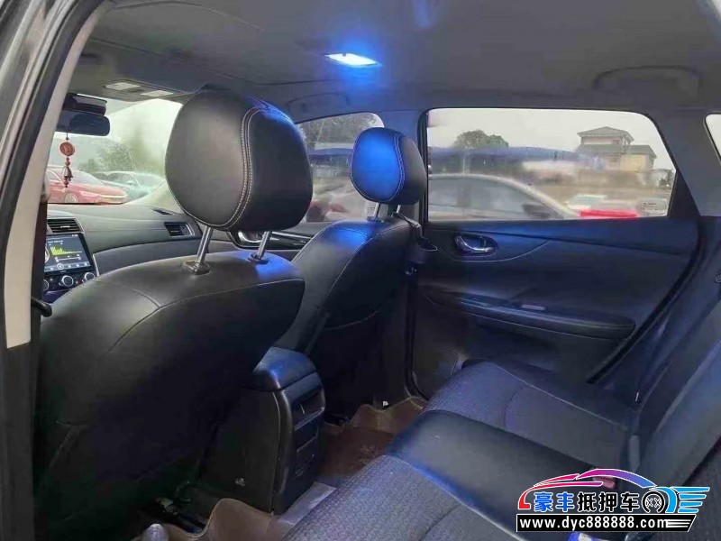 17年日产骐达轿车抵押车出售