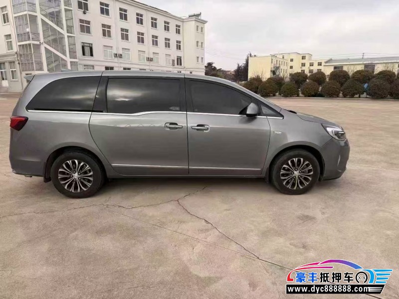 21年别克GL8轿车抵押车出售