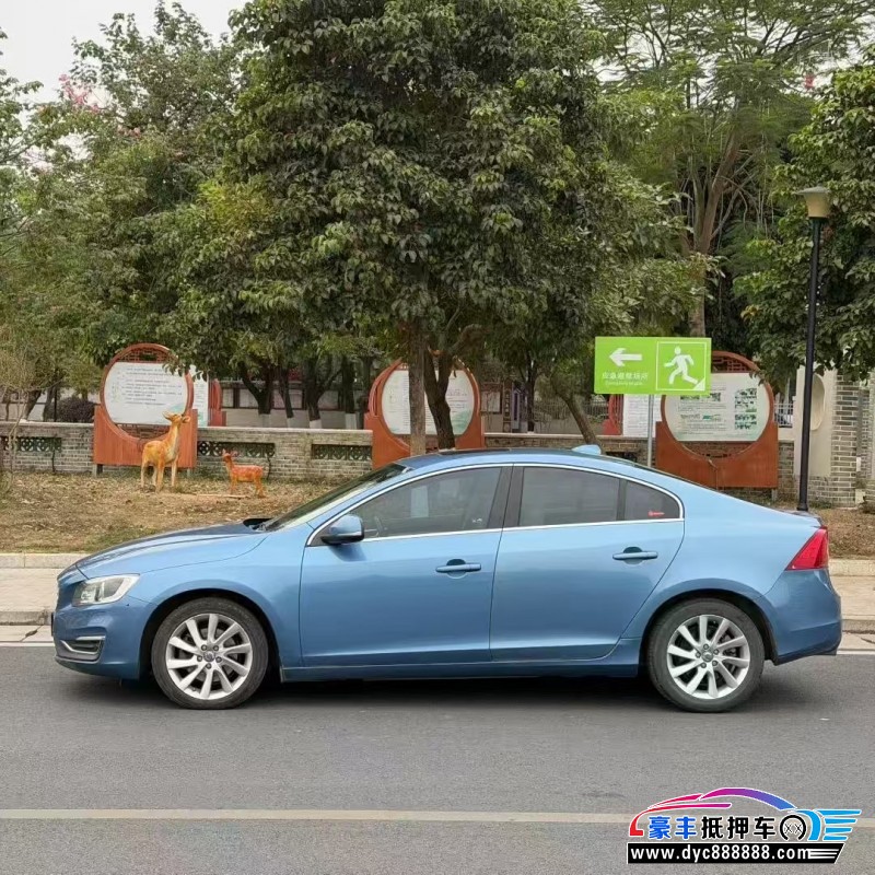 14年沃尔沃S60轿车抵押车出售