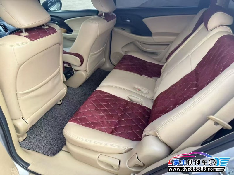 11年本田奥德赛轿车抵押车出售