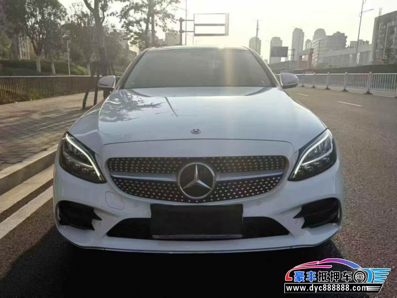 21年奔驰C轿车抵押车出售