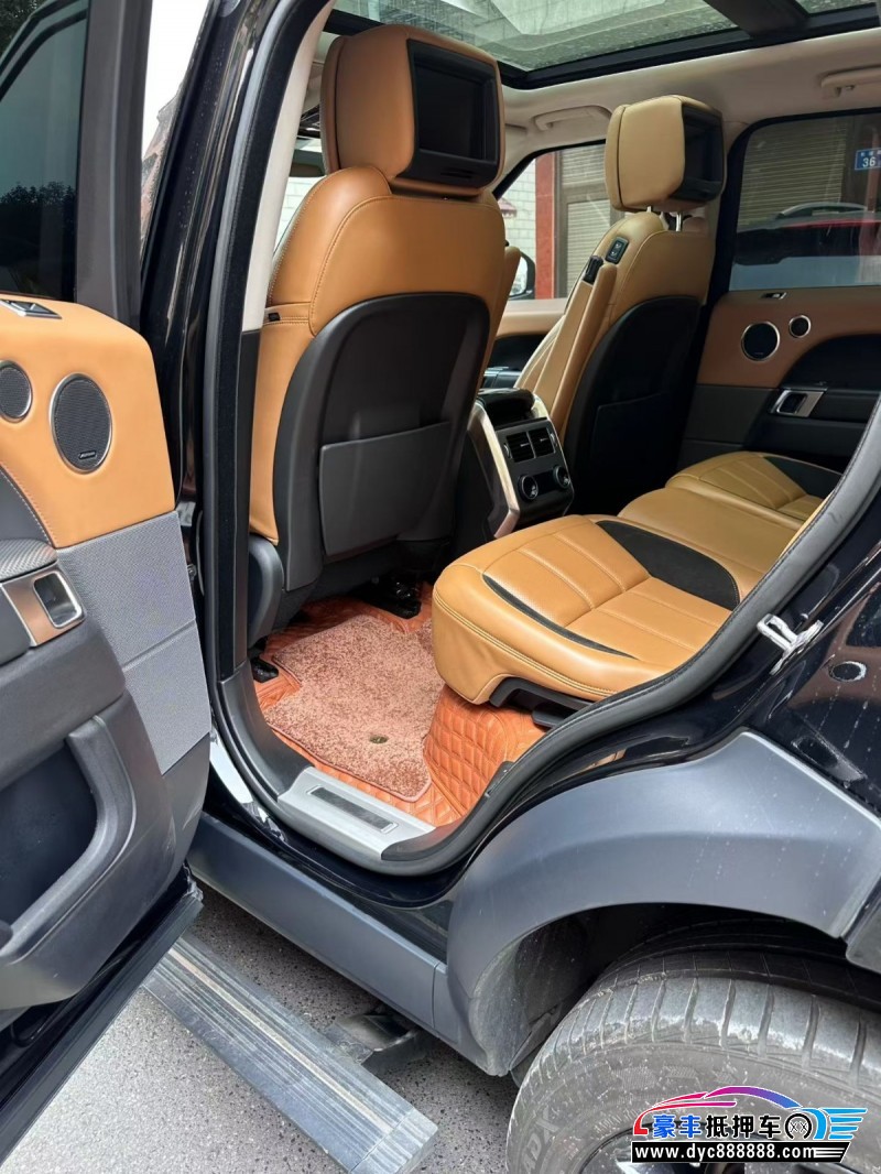 21年路虎揽胜运动版SUV抵押车出售