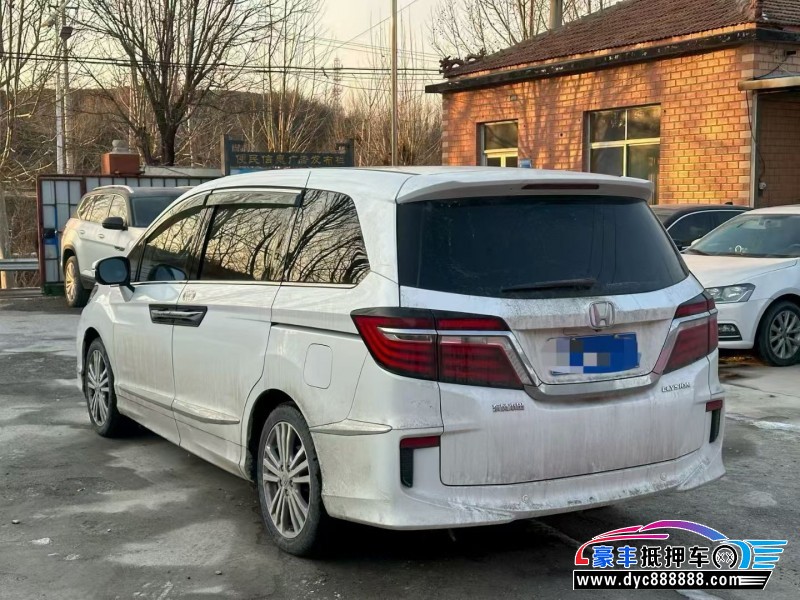 17年本田艾力绅轿车抵押车出售
