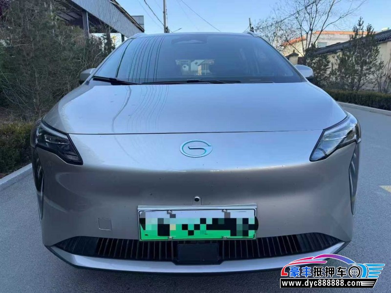 抵押车出售25年埃安Y轿车