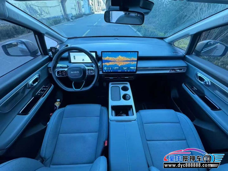 25年埃安Y轿车抵押车出售