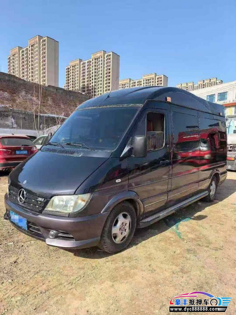 12年奔驰斯宾特轿车抵押车出售