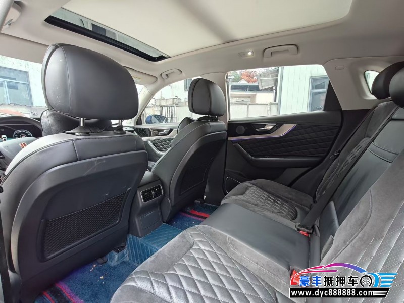 21年红旗HS5轿车抵押车出售