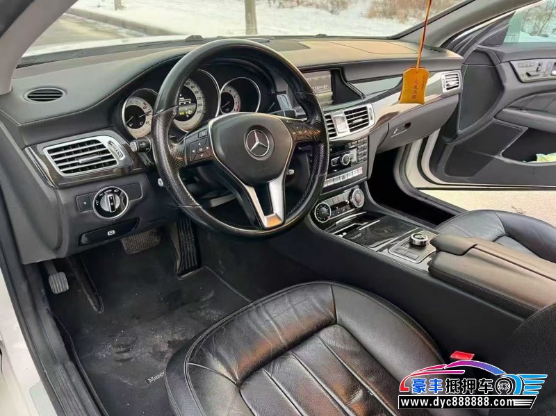 14年奔驰CLS轿车抵押车出售