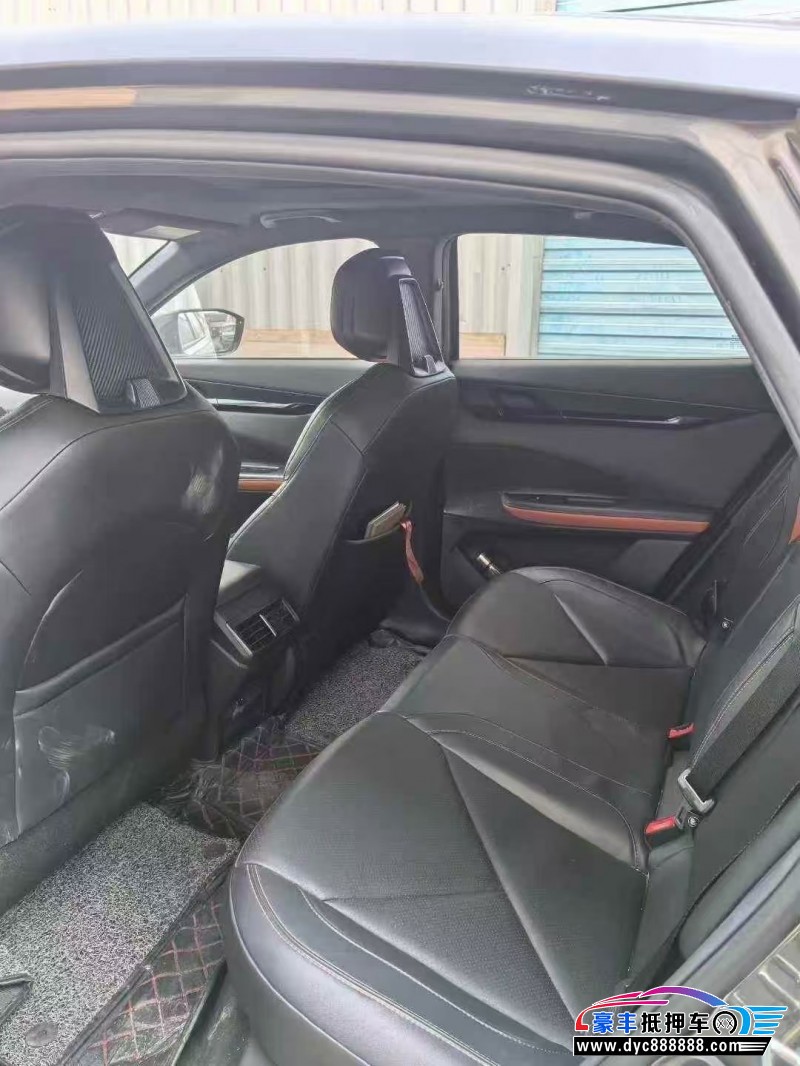 24年长安长安UNI轿车抵押车出售