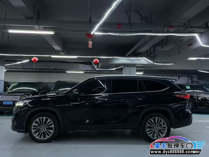 22年丰田汉兰达轿车抵押车出售