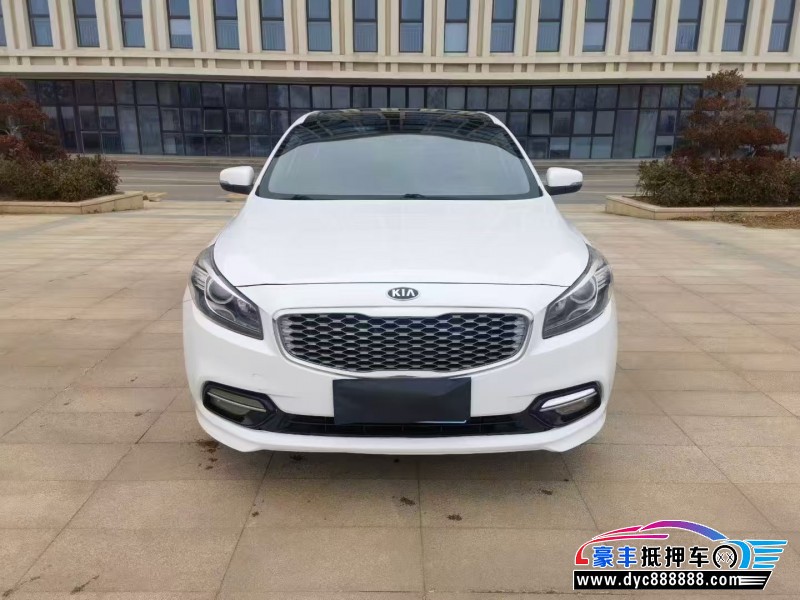 抵押车出售17年起亚K4轿车