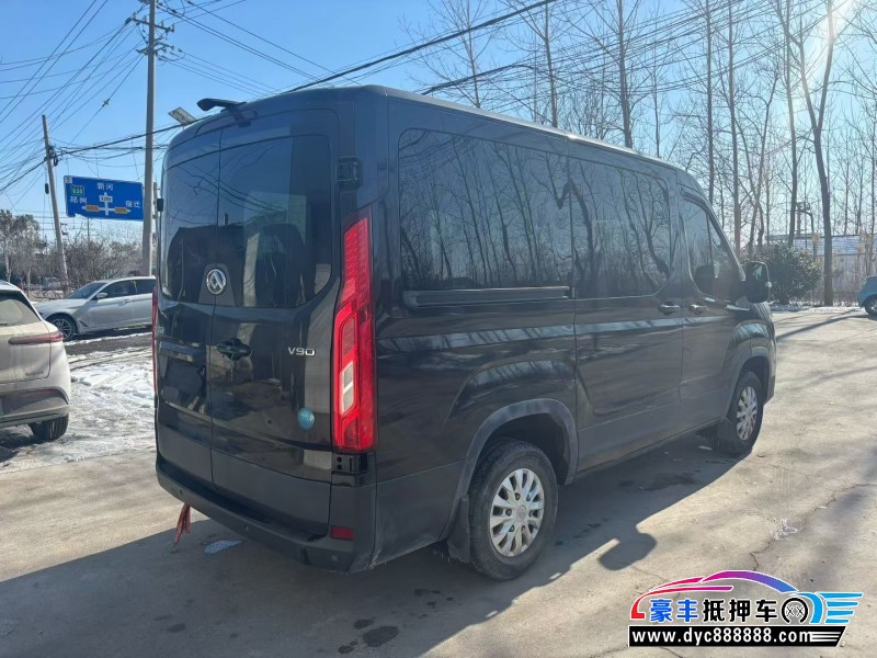 22年上汽大通V90轿车抵押车出售