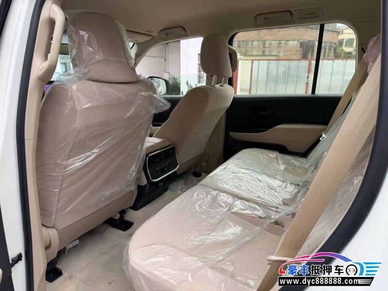 25年丰田兰德酷路泽（陆巡）轿车抵押车出售