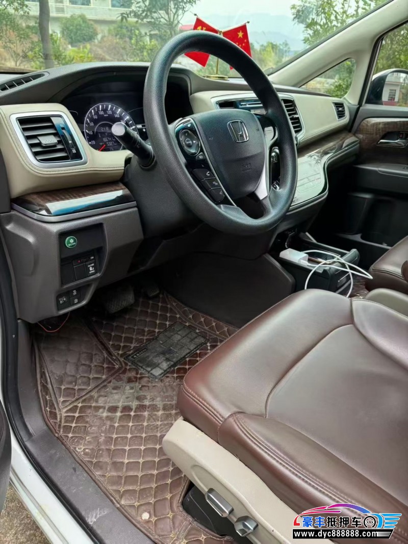 17年本田奥德赛MPV抵押车出售