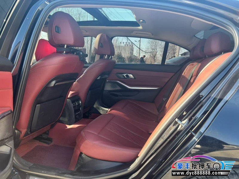 22年宝马3系轿车抵押车出售