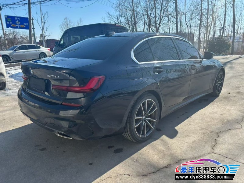 22年宝马3系轿车抵押车出售