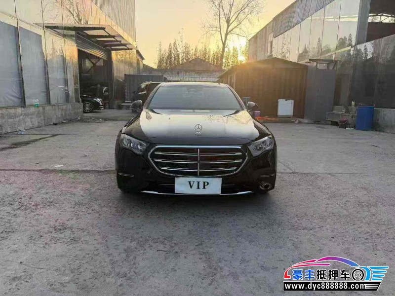 24年奔驰E轿车抵押车出售