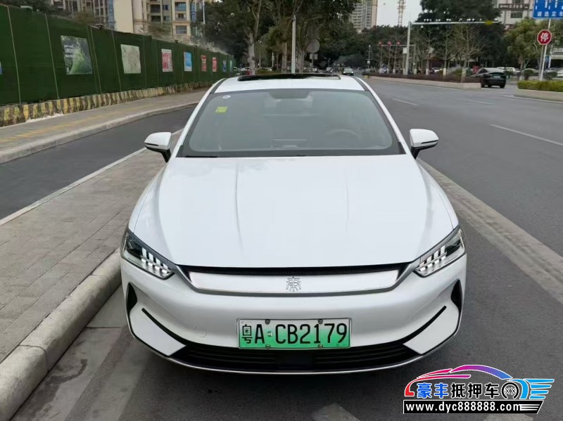 25年比亚迪秦轿车抵押车出售