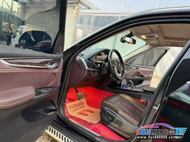 18年宝马X5轿车抵押车出售