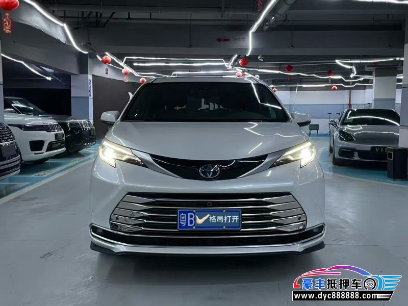 23年丰田塞纳轿车抵押车出售