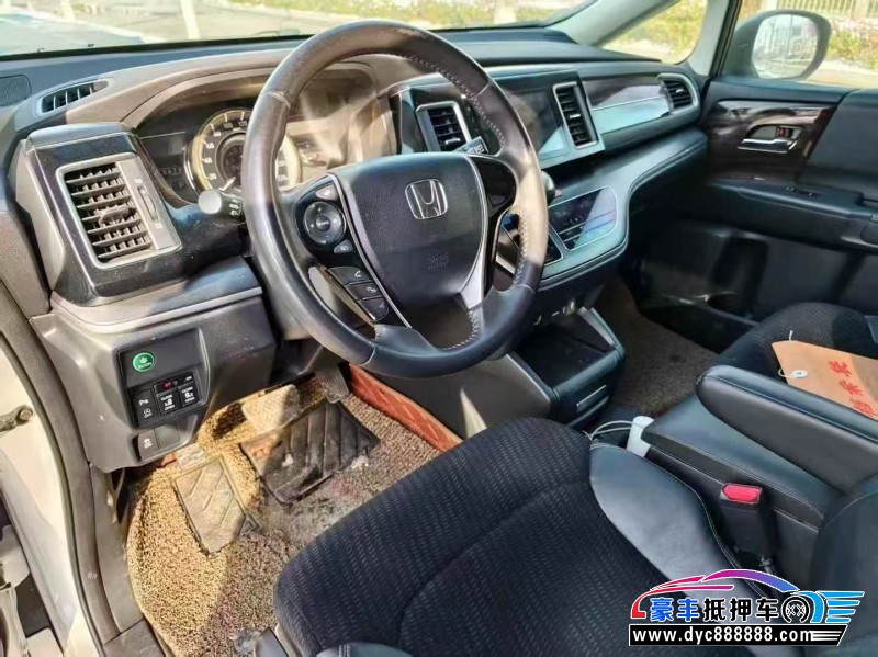 16年本田艾力绅轿车抵押车出售