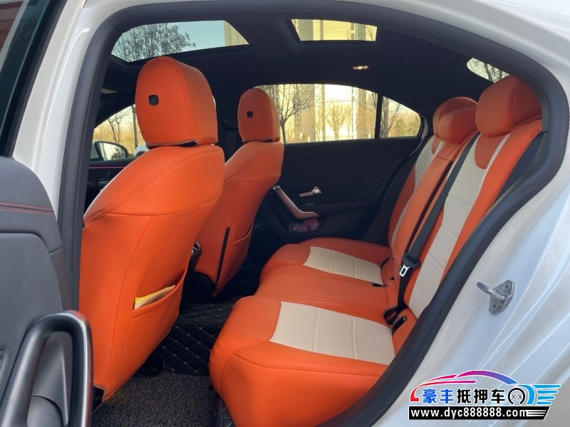 23年奔驰A轿车抵押车出售