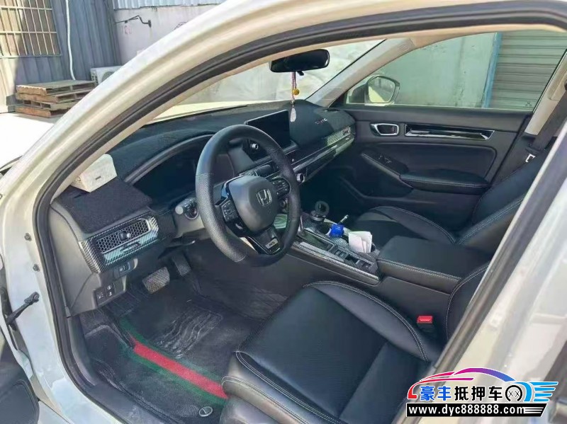 24年本田思域轿车抵押车出售