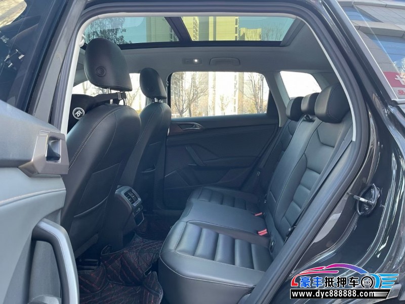 21年大众途岳轿车抵押车出售