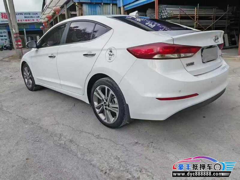 18年现代领动轿车抵押车出售