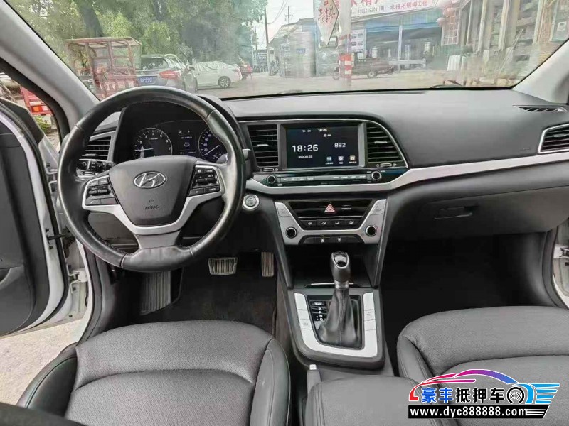 18年现代领动轿车抵押车出售