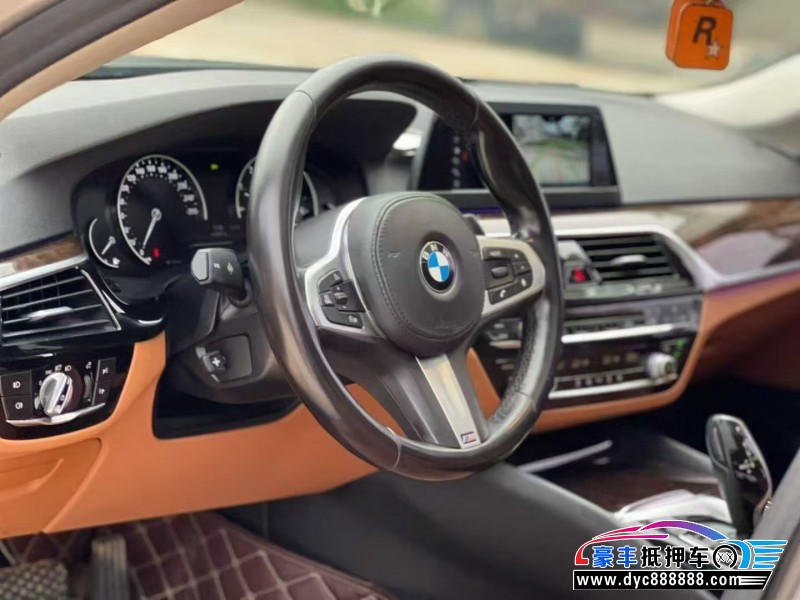 18年宝马5系轿车抵押车出售