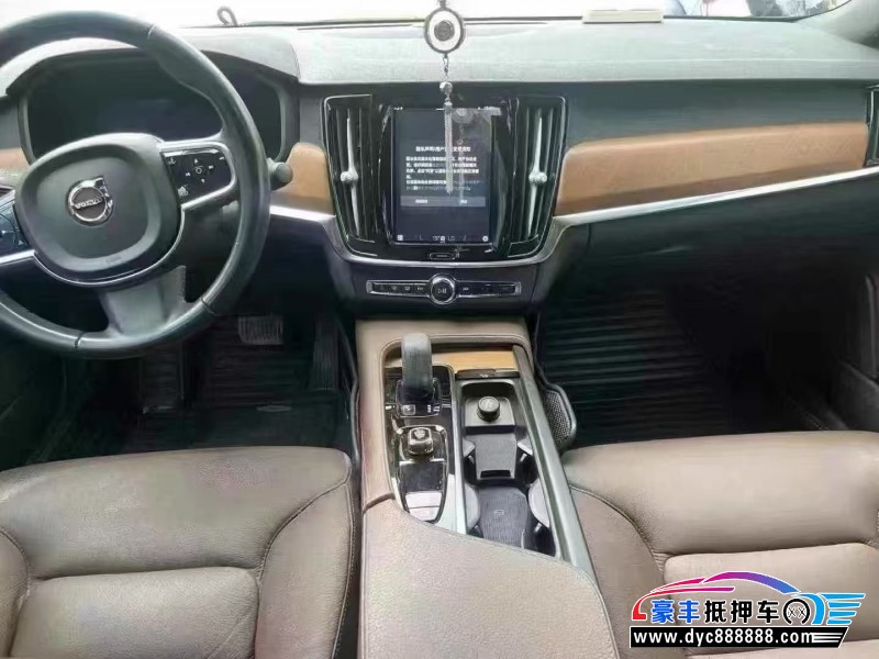 22年沃尔沃S90轿车抵押车出售