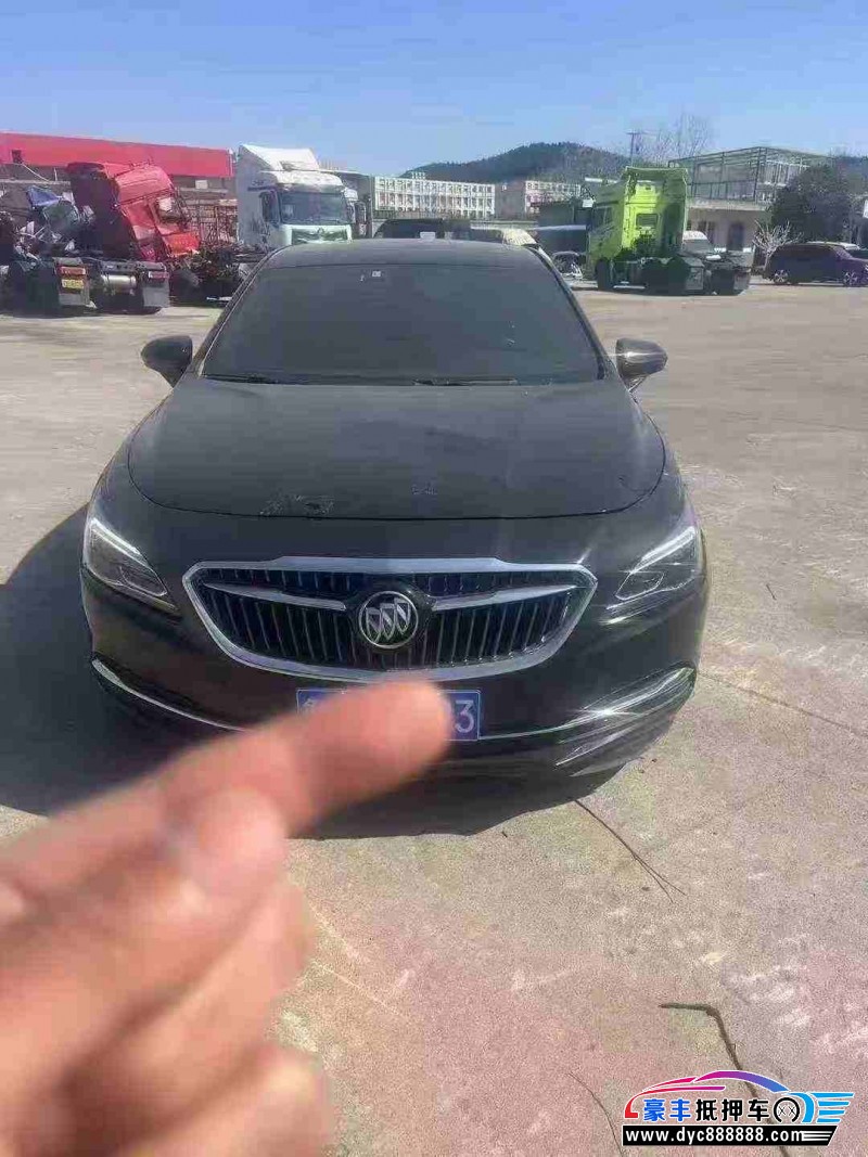 17年别克君越轿车抵押车出售